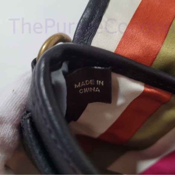 NWOT, Near Vintage Coach Legacy Wristlet #40212 - Picture 10 of 10